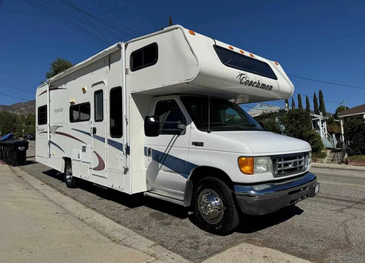 2004 Ford Econoline Commercial Cutaway E-450