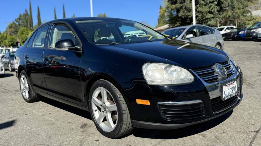 2009 Volkswagen Jetta S — Sedan — 124,891 mi — La Crescenta, CA