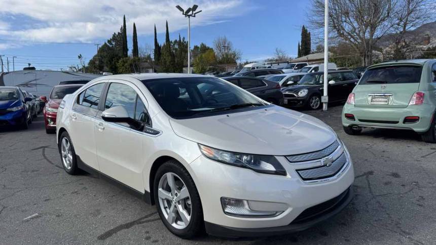 2014 Chevrolet Volt Base — Sedan — 131,943 mi — La Crescenta, CA
