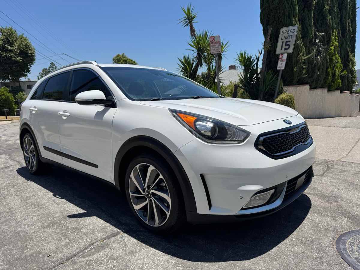 2018 Kia Niro Hybrid Touring — SUV — 123,944 mi — La Crescenta, CA