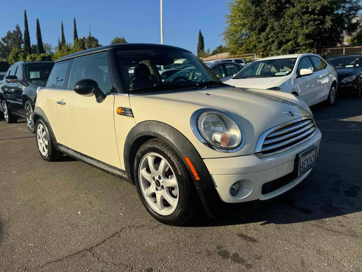 2010 MINI Cooper Cooper — Hatchback — 91,741 mi — La Crescenta, CA