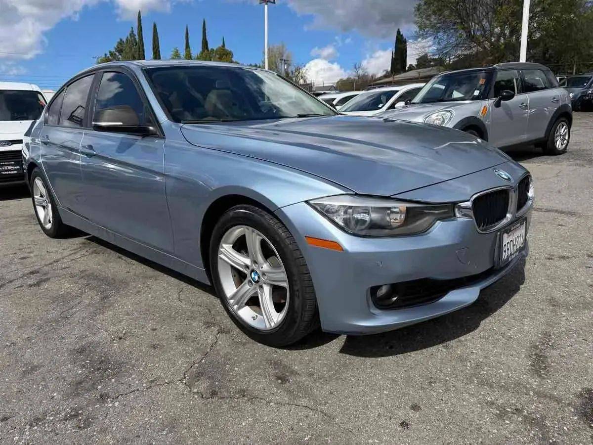 2012 BMW 3 Series 328i