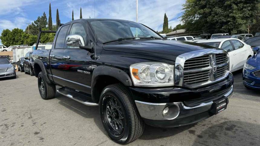 2007 Dodge Ram 1500 SLT — Pickup Truck — 150,131 mi — La Crescenta, CA