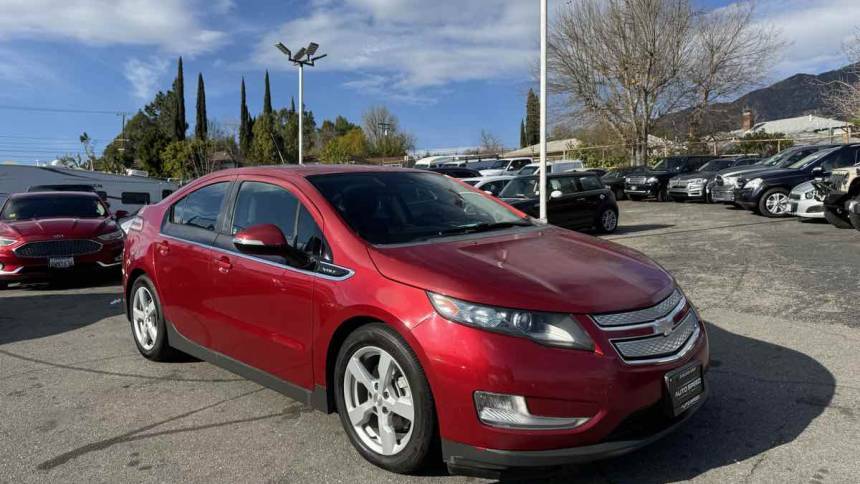 2014 Chevrolet Volt Base — Sedan — 120,168 mi — La Crescenta, CA