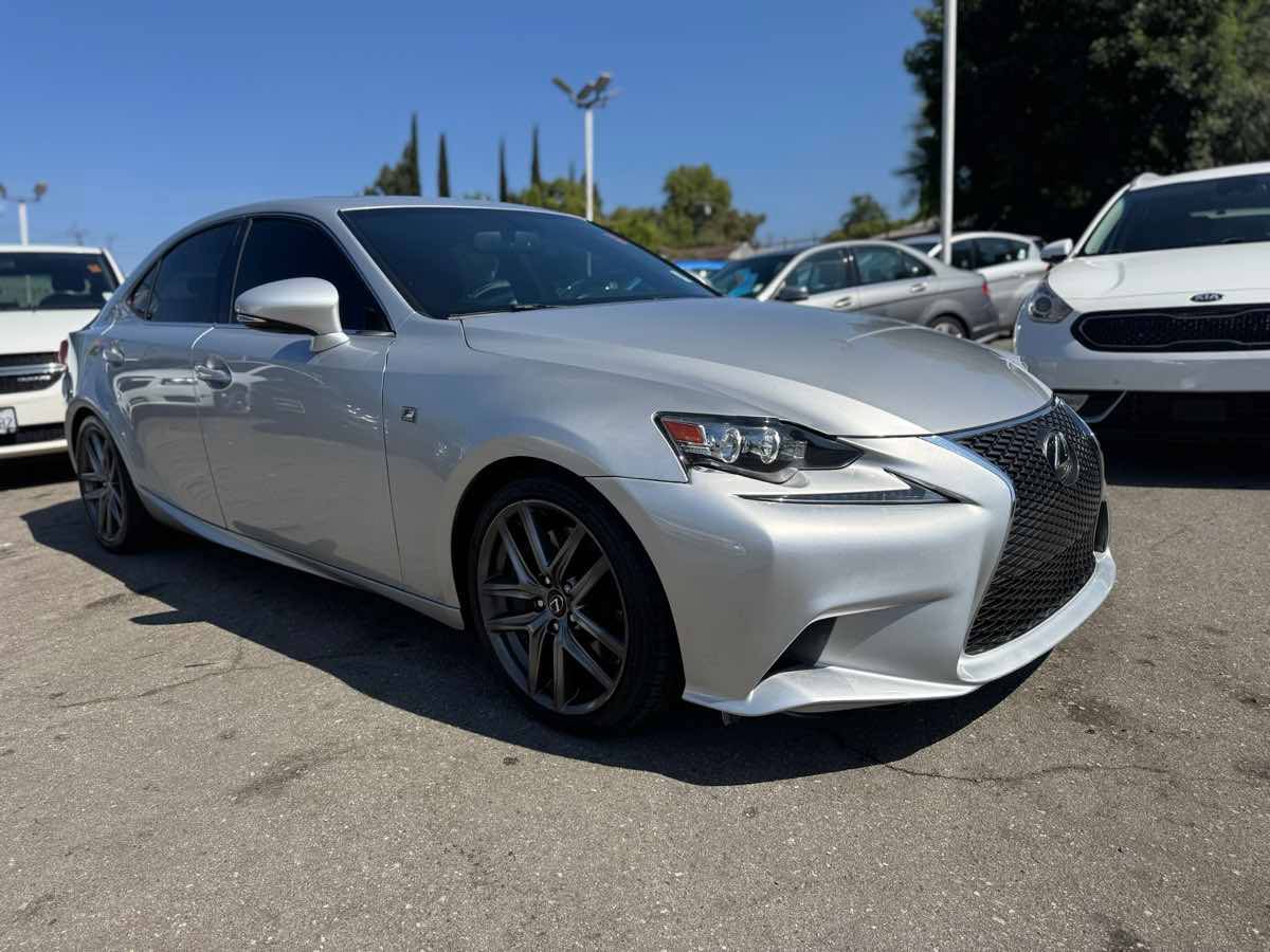 2016 Lexus IS IS 200t — Sedan — 112,274 mi — La Crescenta, CA