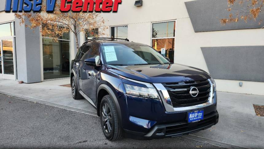 2022 Nissan Pathfinder SV — SUV — 34,334 mi — El Paso, TX