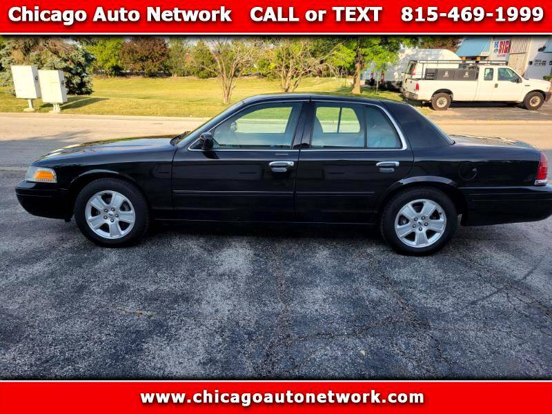 2011 Ford Crown Victoria LX — Sedan — 100,306 mi — Mokena, IL