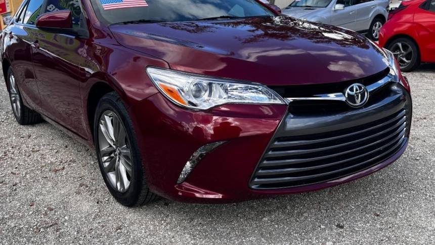 2017 Toyota Camry SE — Sedan — 39,896 mi — Port Charlotte, FL