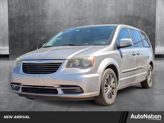2014 Chrysler Town & Country S — Minivan — 118,266 mi — Houston, TX