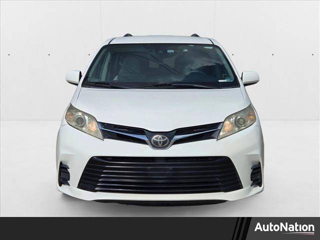 2018 Toyota Sienna LE — Minivan — 130,968 mi — Houston, TX