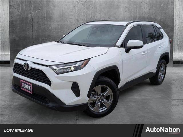 2025 Toyota RAV4 XLE — SUV — 4,892 mi — Houston, TX