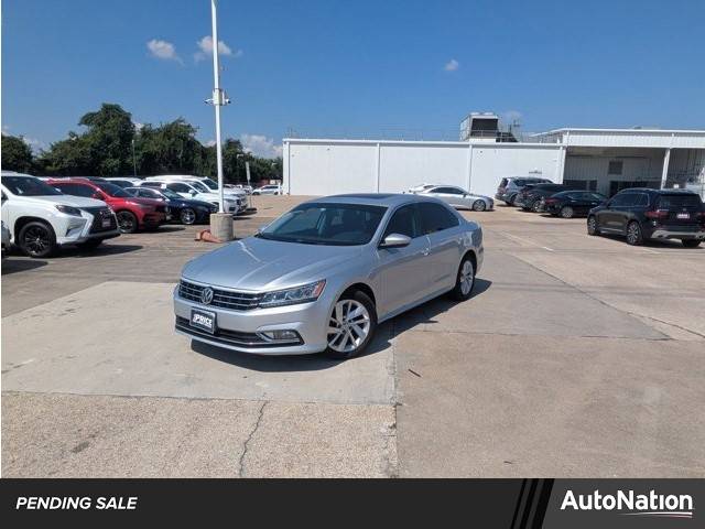 2018 Volkswagen Passat 2.0T SE — Sedan — 118,158 mi — Houston, TX