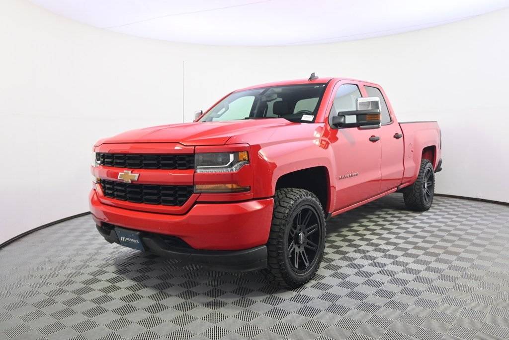 2017 Chevrolet Silverado 1500 Custom — Pickup Truck — 79,074 mi — St. Louis Park, MN