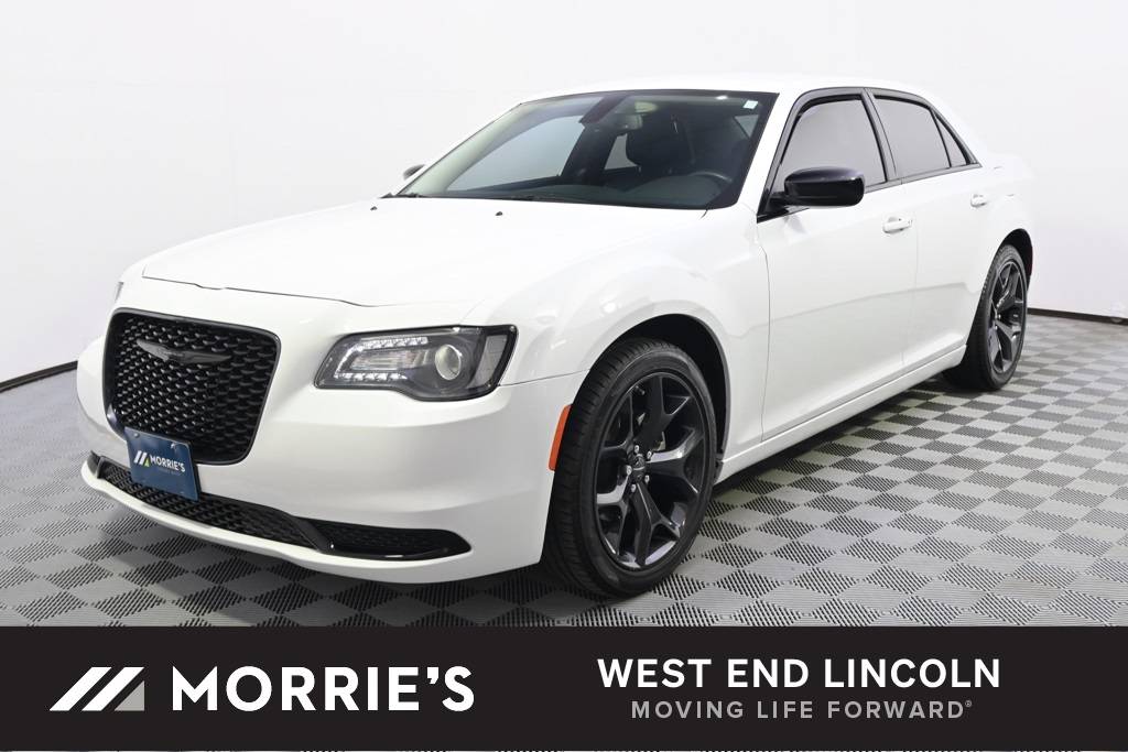 2022 Chrysler 300 Touring — Sedan — 16,860 mi — St. Louis Park, MN