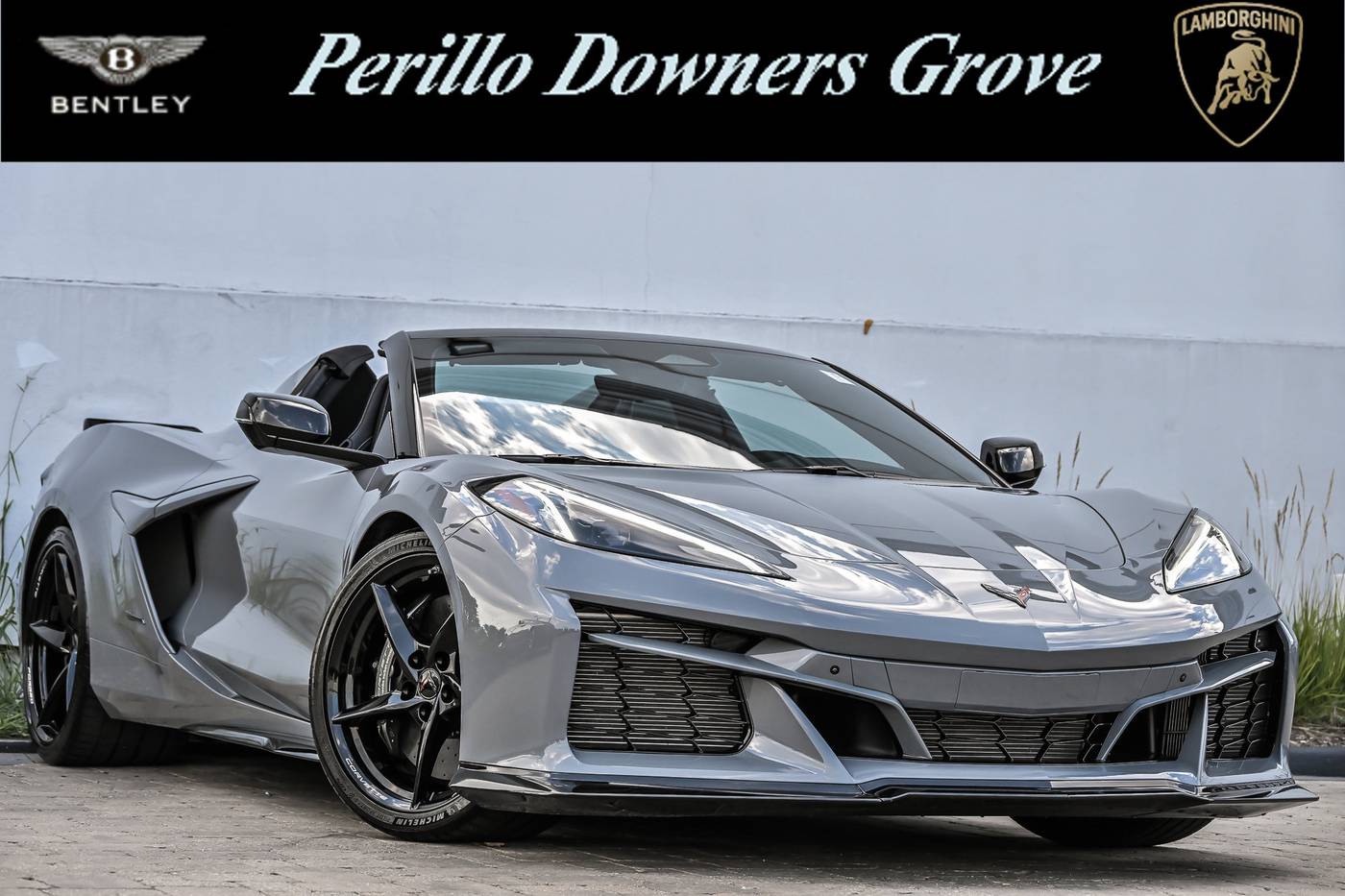 2025 Chevrolet Corvette E-Ray 2LZ — Convertible — 795 mi — Downers Grove, IL