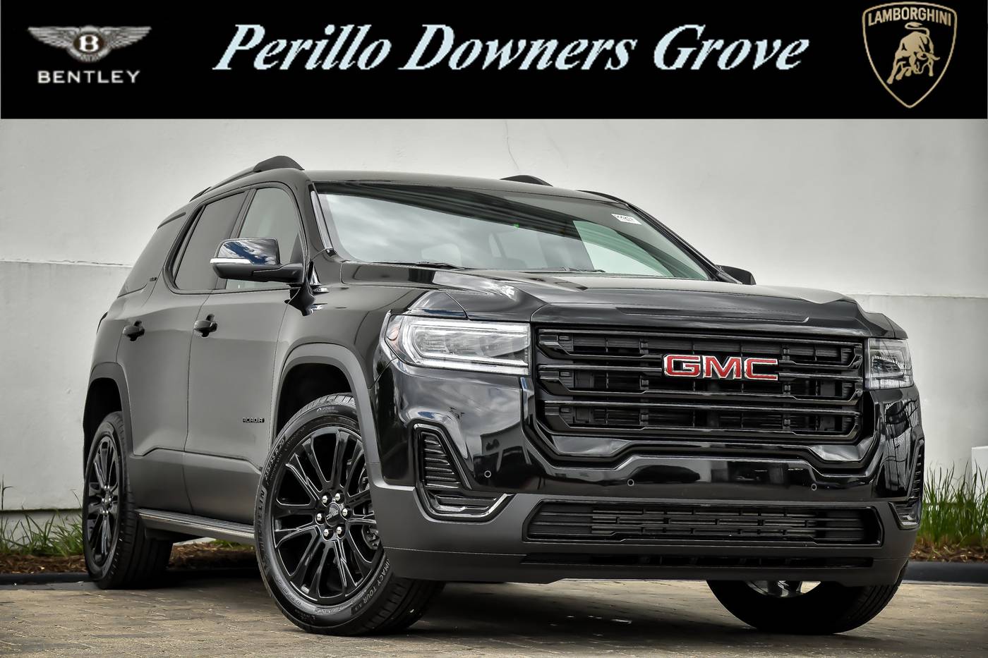 2023 GMC Acadia SLE — SUV — 10,705 mi — Downers Grove, IL