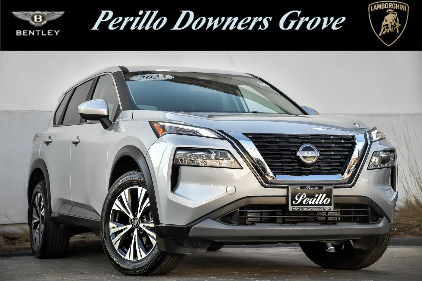 2023 Nissan Rogue SV — SUV — 9,792 mi — Downers Grove, IL
