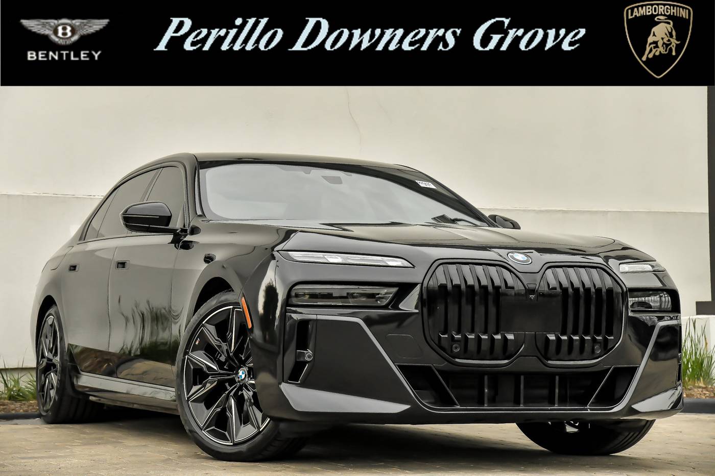 2023 BMW i7 xDrive60 — Sedan — 18,729 mi — Downers Grove, IL