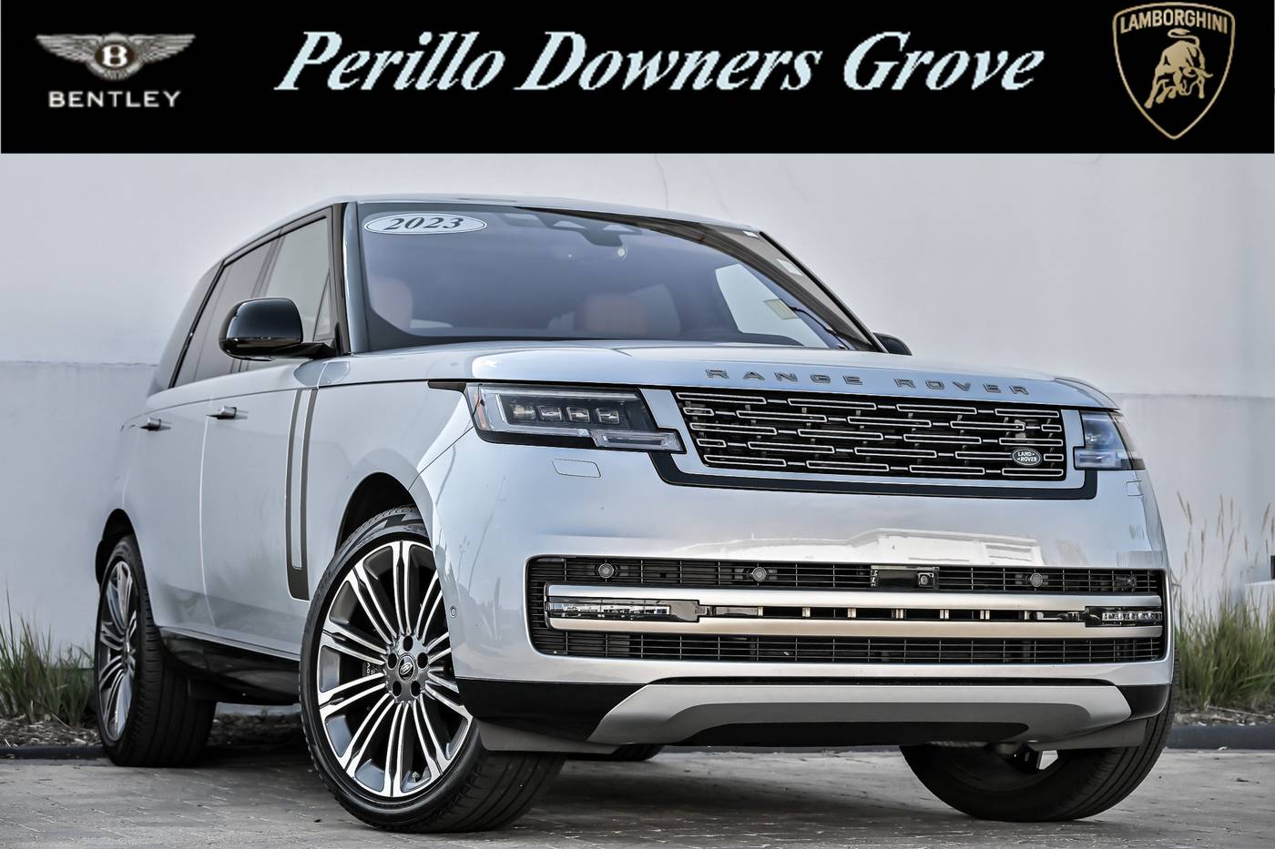 2023 Land Rover Range Rover SE — SUV — 19,351 mi — Downers Grove, IL