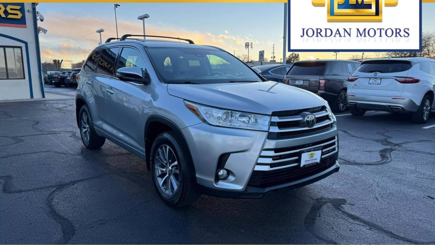 2017 Toyota Highlander XLE — SUV — 129,224 mi — Aurora, CO