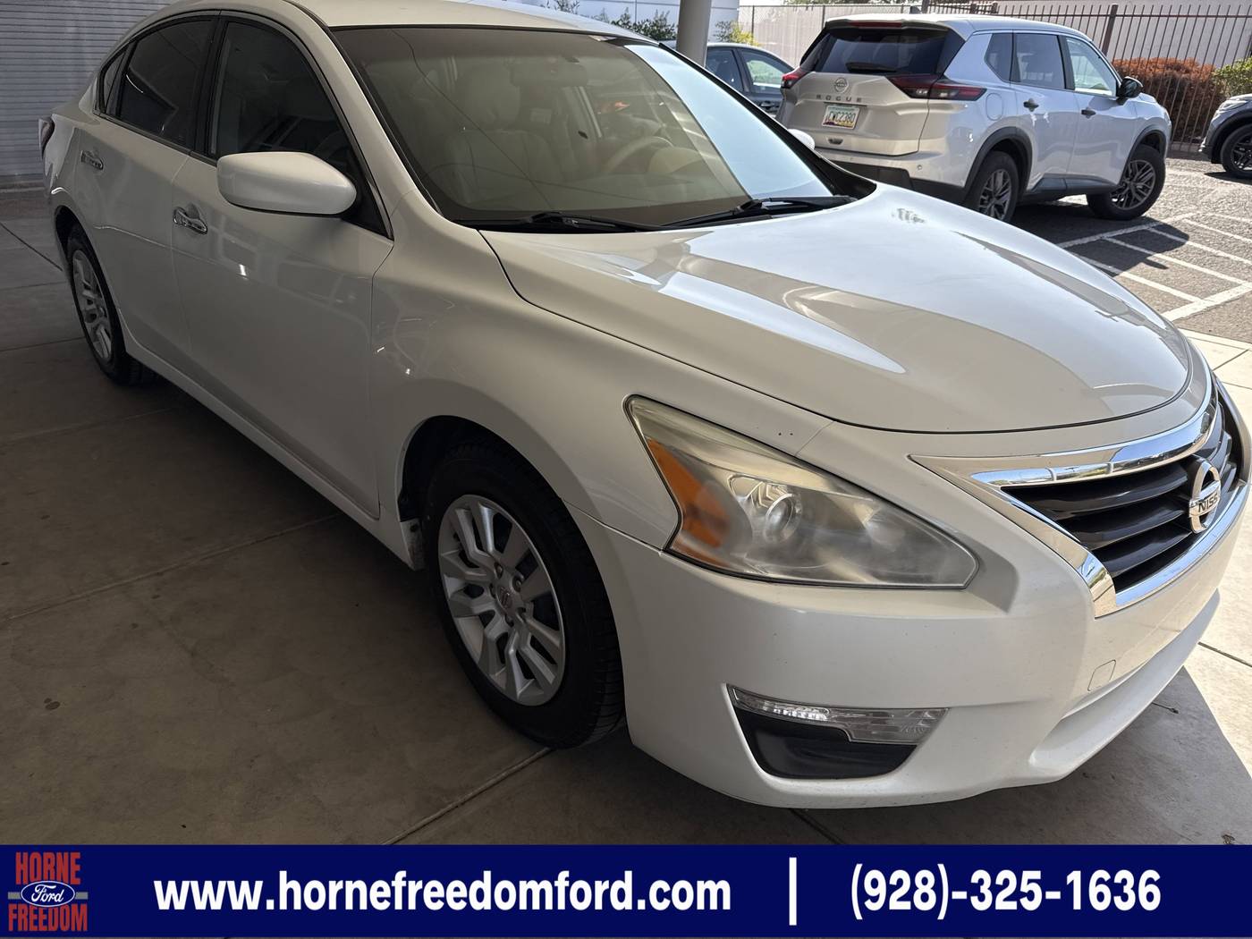2013 Nissan Altima 2.5 S — Sedan — 164,810 mi — Thatcher, AZ