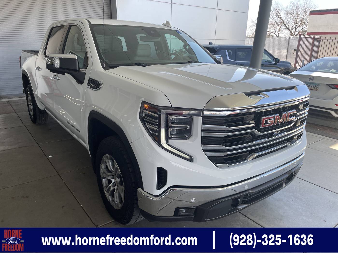 2023 GMC Sierra 1500 SLT — Pickup Truck — 43,638 mi — Thatcher, AZ