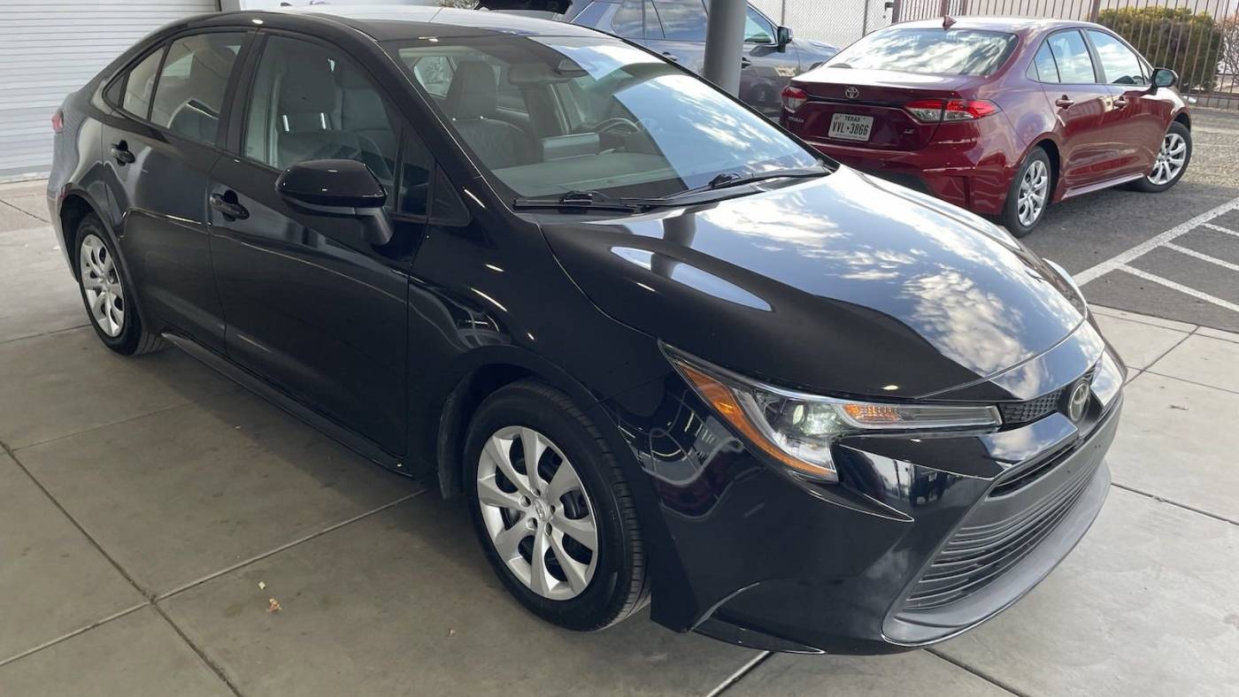 2024 Toyota Corolla LE — Sedan — 5,517 mi — Thatcher, AZ