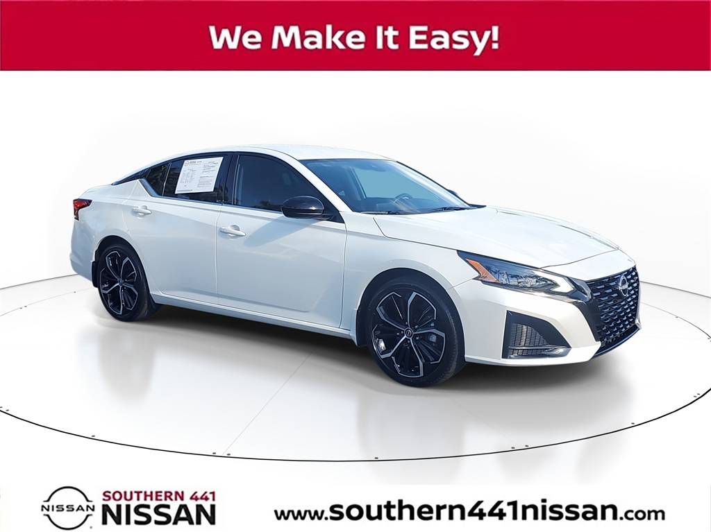 2023 Nissan Altima SR — Sedan — 11,685 mi — Royal Palm Beach, FL