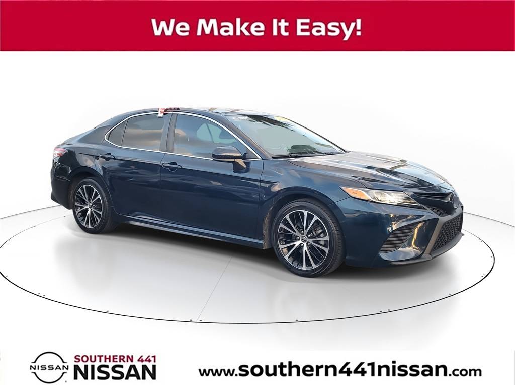 2020 Toyota Camry SE — Sedan — 42,264 mi — Royal Palm Beach, FL