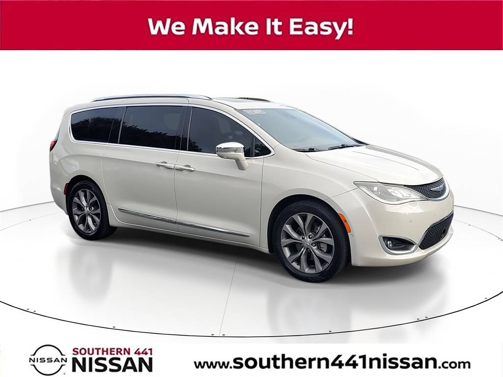 2020 Chrysler Pacifica Limited — Minivan — 46,747 mi — Royal Palm Beach, FL
