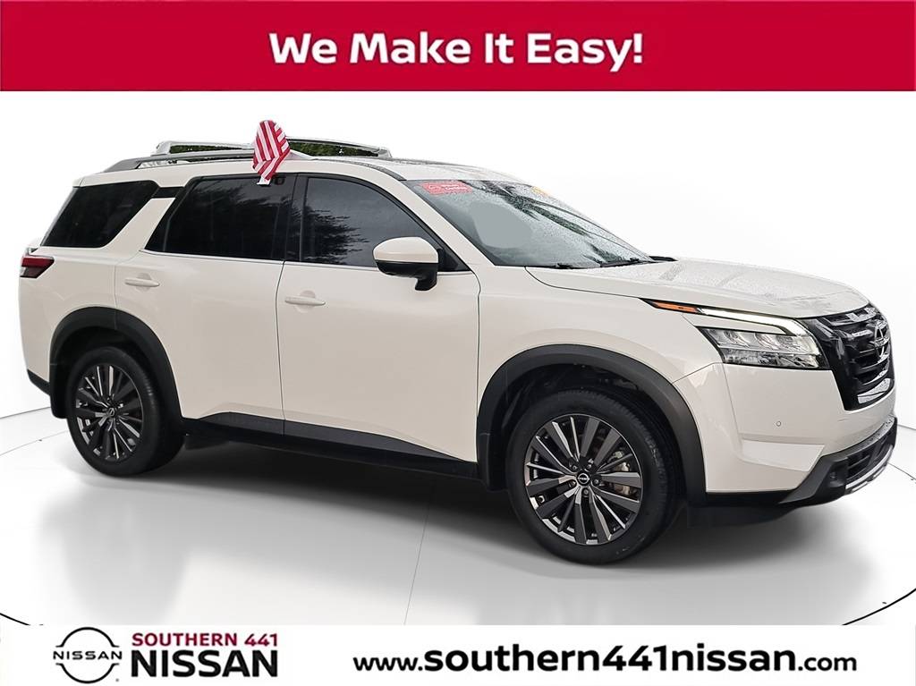 2023 Nissan Pathfinder SL — SUV — 24,288 mi — Royal Palm Beach, FL