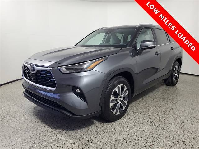 2024 Toyota Highlander XLE — SUV — 28,522 mi — Royal Palm Beach, FL
