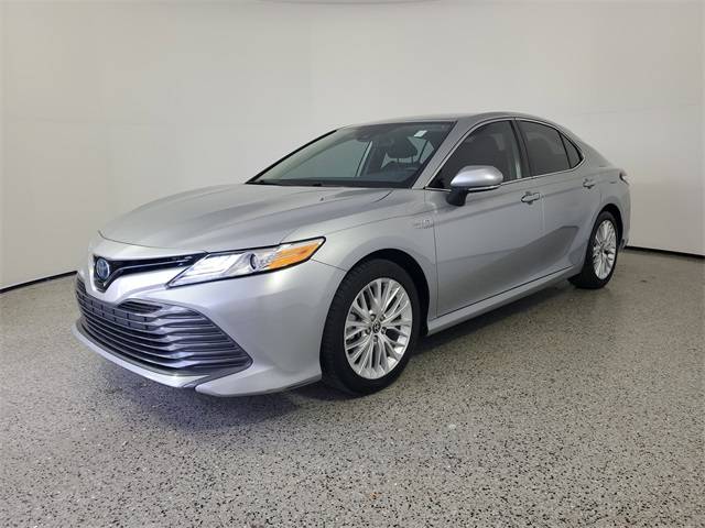 2020 Toyota Camry Hybrid XLE — Sedan — 54,246 mi — Royal Palm Beach, FL