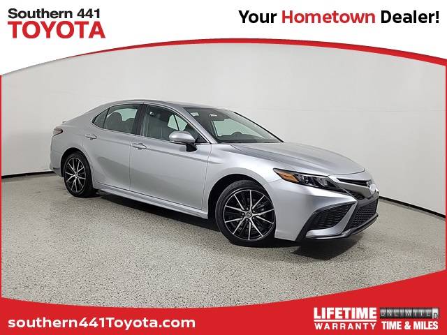 2024 Toyota Camry SE — Sedan — 9,763 mi — Royal Palm Beach, FL
