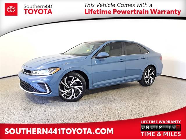 2025 Volkswagen Jetta SEL — Sedan — 14,281 mi — Royal Palm Beach, FL