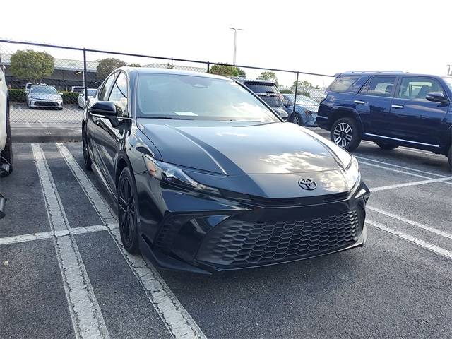 2025 Toyota Camry LE — Sedan — 6,252 mi — Royal Palm Beach, FL