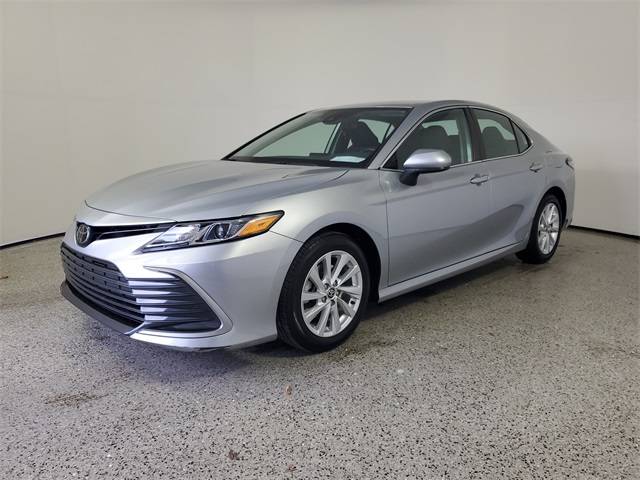 2023 Toyota Camry LE — Sedan — 27,757 mi — Royal Palm Beach, FL