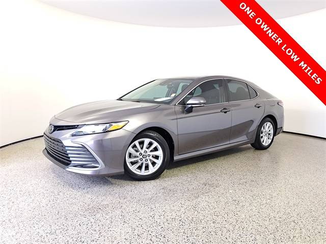 2024 Toyota Camry LE — Sedan — 19,637 mi — Royal Palm Beach, FL
