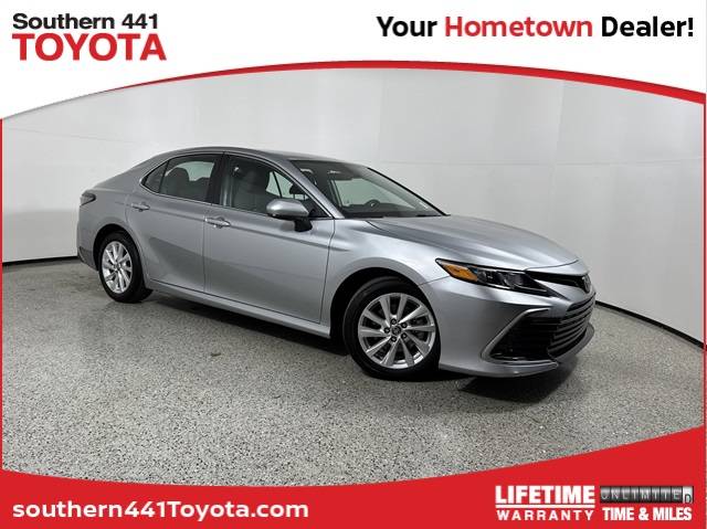 2023 Toyota Camry LE — Sedan — 29,776 mi — Royal Palm Beach, FL
