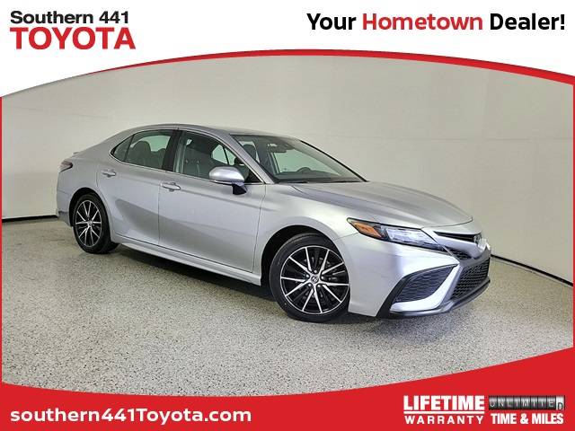 2023 Toyota Camry SE — Sedan — 34,000 mi — Royal Palm Beach, FL