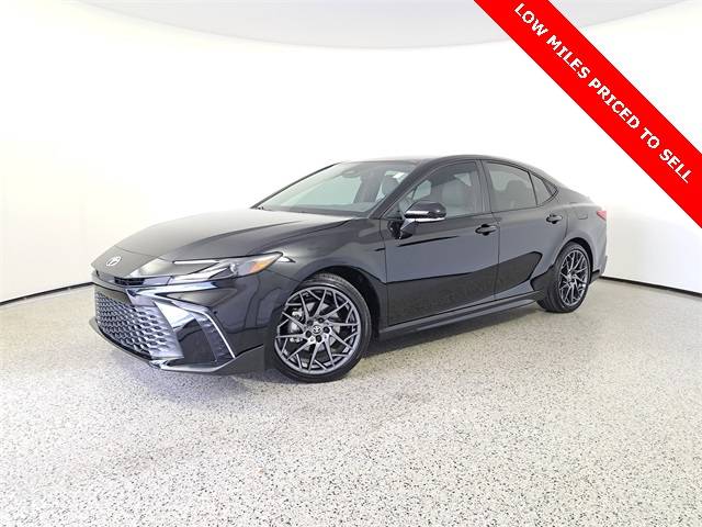 2025 Toyota Camry SE — Sedan — 861 mi — Royal Palm Beach, FL