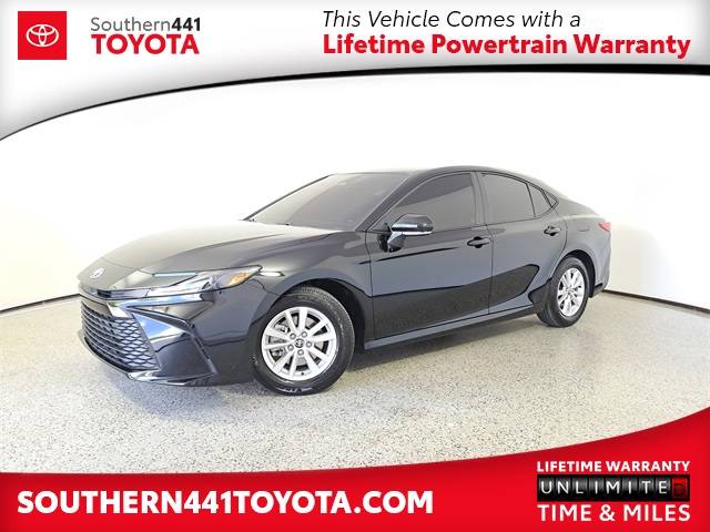 2025 Toyota Camry Hybrid LE — Sedan — 8,077 mi — Royal Palm Beach, FL