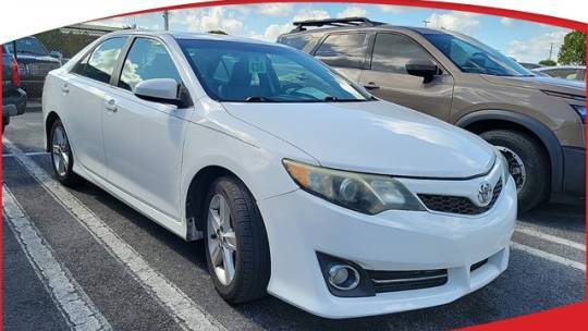 2014 Toyota Camry L — Sedan — 105,046 mi — Royal Palm Beach, FL