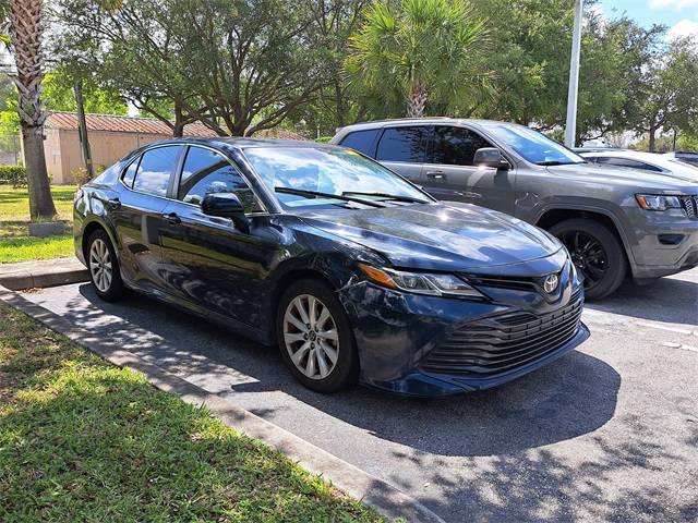 2019 Toyota Camry LE — Sedan — 74,046 mi — Royal Palm Beach, FL