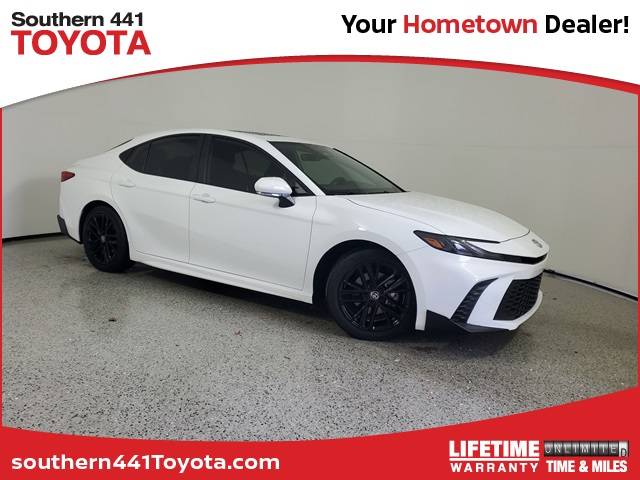 2025 Toyota Camry LE — Sedan — 8,894 mi — Royal Palm Beach, FL