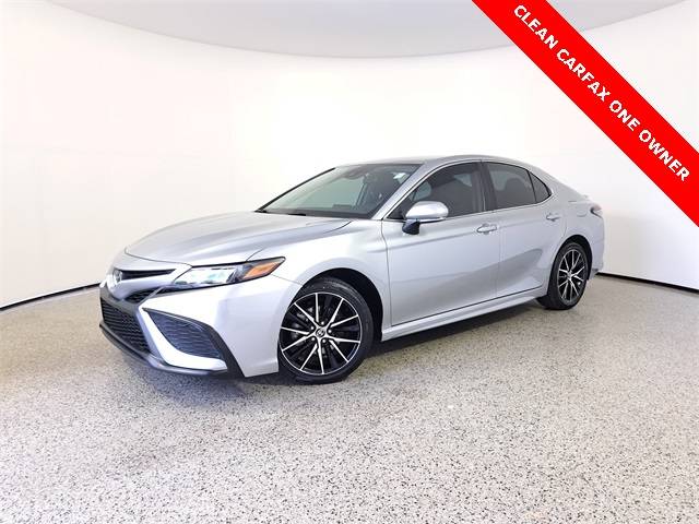2024 Toyota Camry SE — Sedan — 27,136 mi — Royal Palm Beach, FL