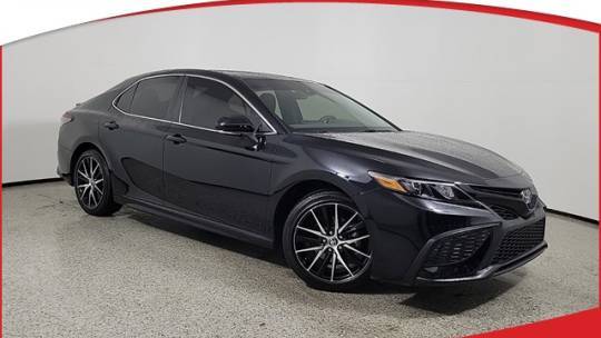 2024 Toyota Camry SE — Sedan — 12,440 mi — Royal Palm Beach, FL