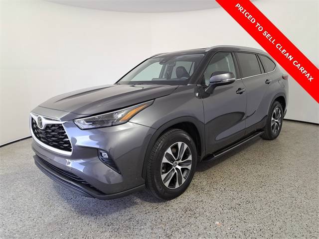 2022 Toyota Highlander XLE — SUV — 45,610 mi — Royal Palm Beach, FL