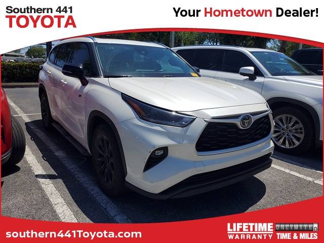 2021 Toyota Highlander XLE — SUV — 51,821 mi — Royal Palm Beach, FL