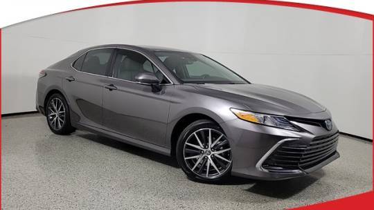 2024 Toyota Camry Hybrid XLE — Sedan — 9,958 mi — Royal Palm Beach, FL